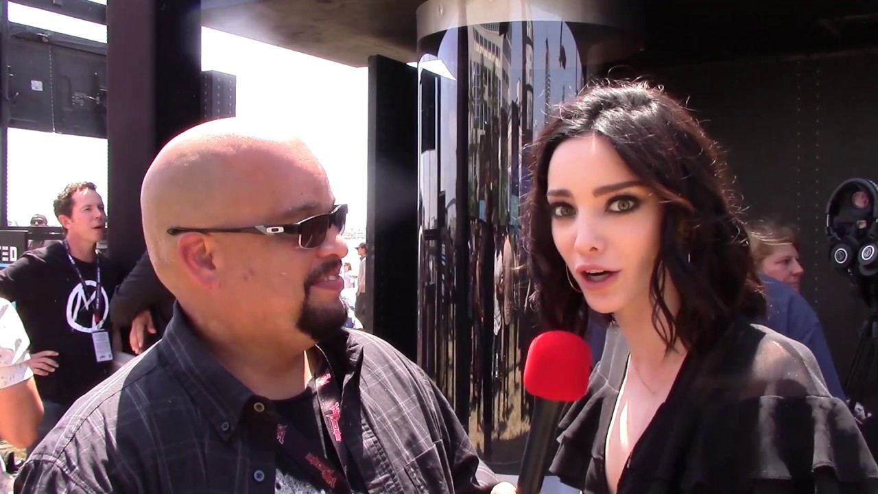 THE GIFTED Exclusive: Emma Dumont talks Polaris & X-Men