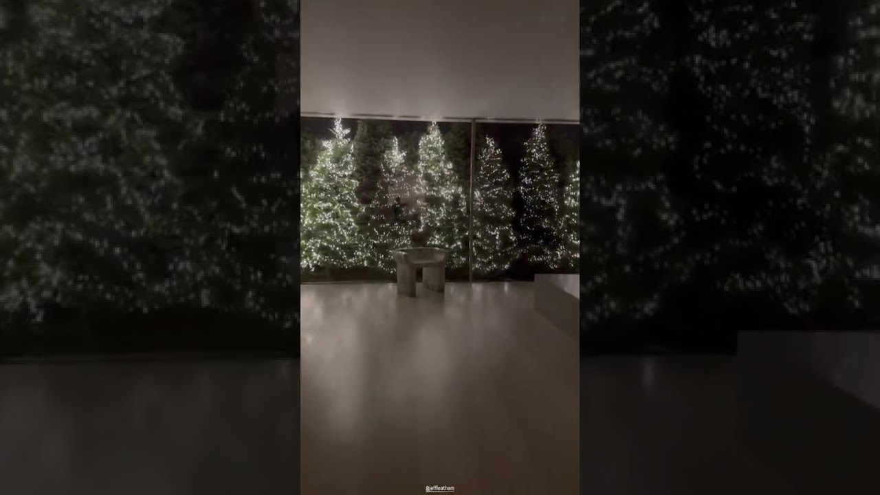 Kim Kardashian's Christmas Decorations