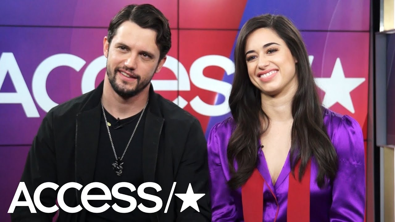 'Roswell's' Nathan Dean Parsons & Jeanine Mason Imagine What Their Former Characters Are Up To Now