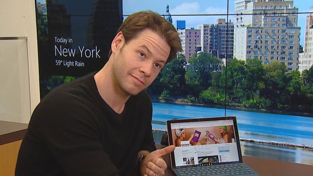 'Sisters' Star Ike Barinholtz Reminds 'Star Wars' Fans It's Possible to See Two Movies 1 weekend
