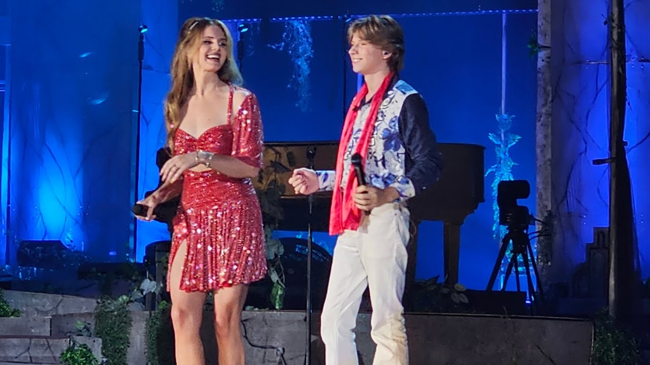 Lana Del Rey & Mason Ramsey - Blue Over You (Live in Boston) [8K]