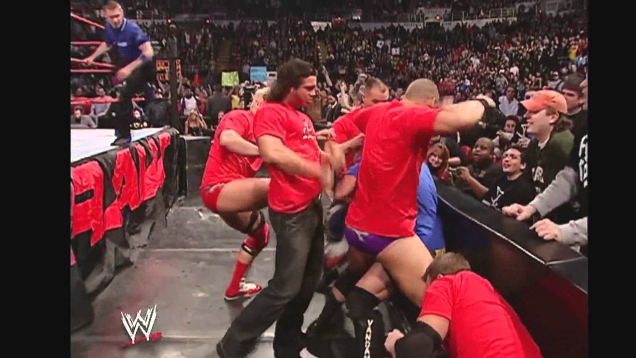 WWE Raw vs Smackdown 3/22/04 HD